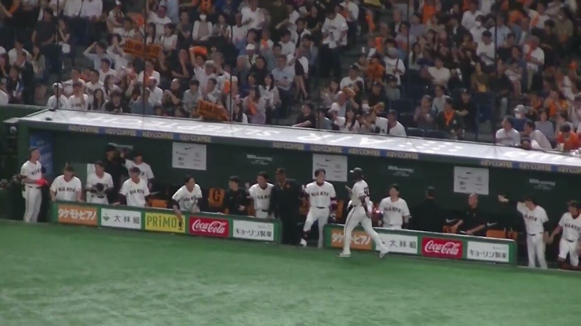 【見て この坂本勇人と丸佳浩】小林誠司 勝ち越しタイムリーでおじさん達がはしゃぎまくる（読売ジャイアンツ対 西武ライオンズ 2025年6月20日）
