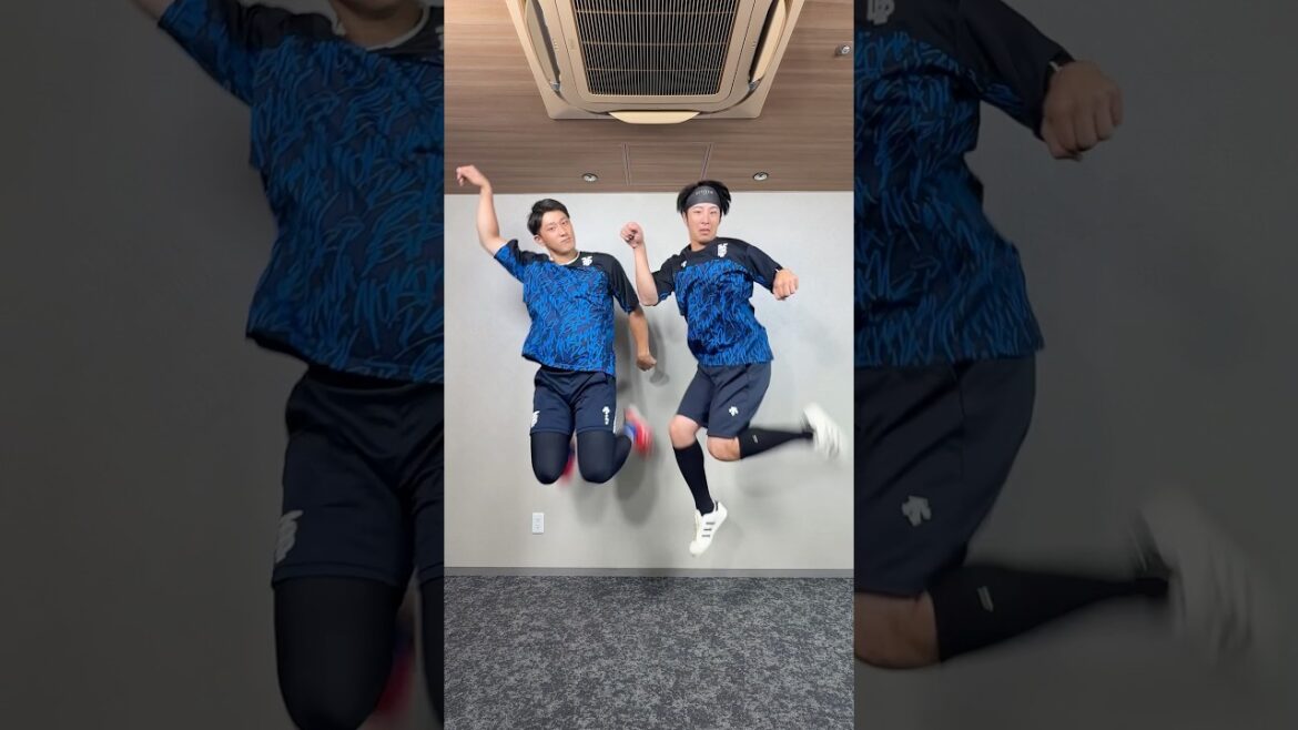 度会選手と松尾選手で「everybody do the flop!!!」