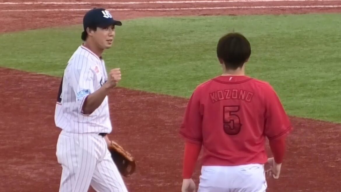 山田哲人さんに挨拶にいく小園海斗と久保修！広島東洋カープvs東京ヤクルトスワローズ 2025年7月19日