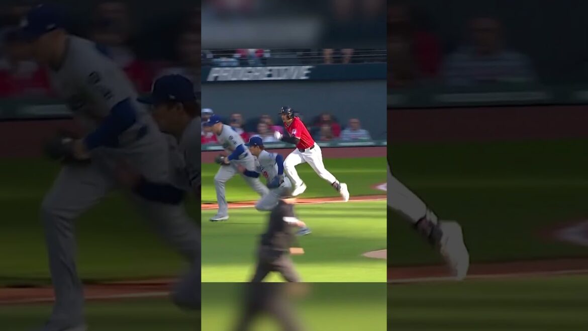 Yoshinobu Yamamoto makes an amazing play at first! | 山本由伸の圧巻パフォーマンス