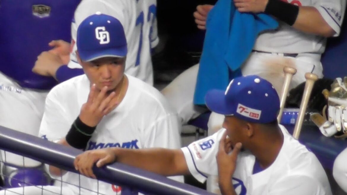 佐藤龍世とブライト健太　7回裏ベンチ　中日ドラゴンズVS横浜DeNAベイスターズ　2025/07/19