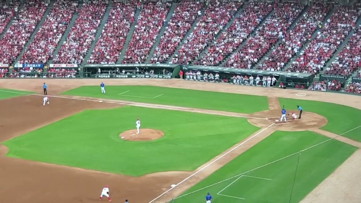 20240812 懐かしい♪ 打者は西浦直亨! 【右打者汎用応援歌】 2回表 横浜DeNAベイスターズ 汎用テーマ@MAZDA Zoom-Zoom スタジアム広島・ビジターパフォーマンス 20240812 懐かしい♪ 打者は西浦直亨! 【右打者汎用応援歌】 2回表 横浜DeNAベイスターズ 汎用テーマ@MAZDA Zoom-Zoom スタジアム広島・ビジターパフォーマンス