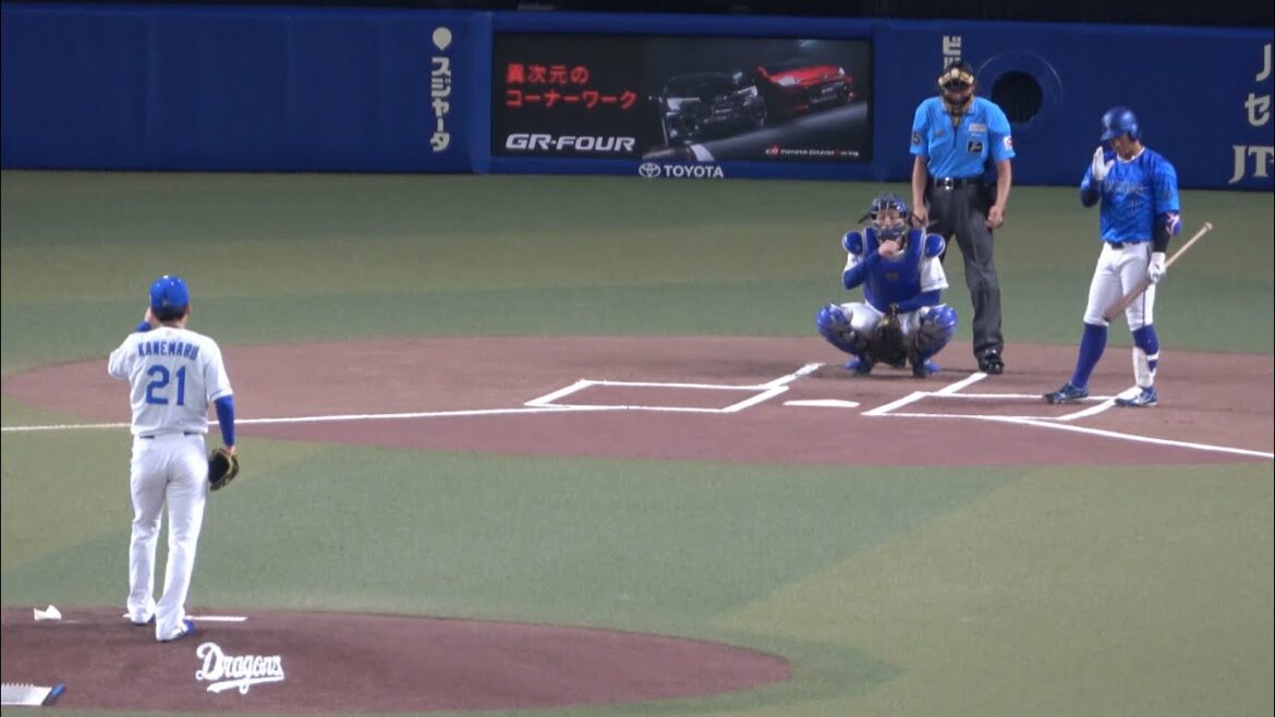 金丸夢斗　桑原のバースデーソングに靴紐を結んで時間を稼ぐ粋な計らい！！桑原も金丸にお礼のお辞儀をする！（2025/7/21）