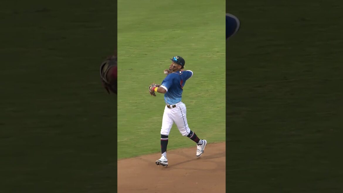 Angel Del Rosario with the Elevation! | Mighty Mussels Highlights