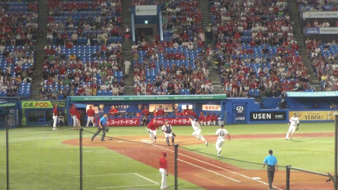 ヤクルト 木澤尚文 ナイスプレー　石原貴規は送りバント失敗　ヤクルト vs 広島　2025年7月21日(月)　神宮球場