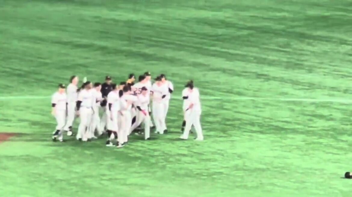 若林楽人のサヨナラタイムリー時の巨人ベンチ