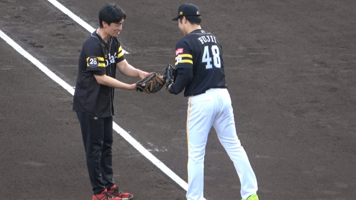 和田毅と藤井皓哉の黄金バッテリーが爆誕！セレモニアルピッチ　福岡ソフトバンクホークス　北九州市民球場