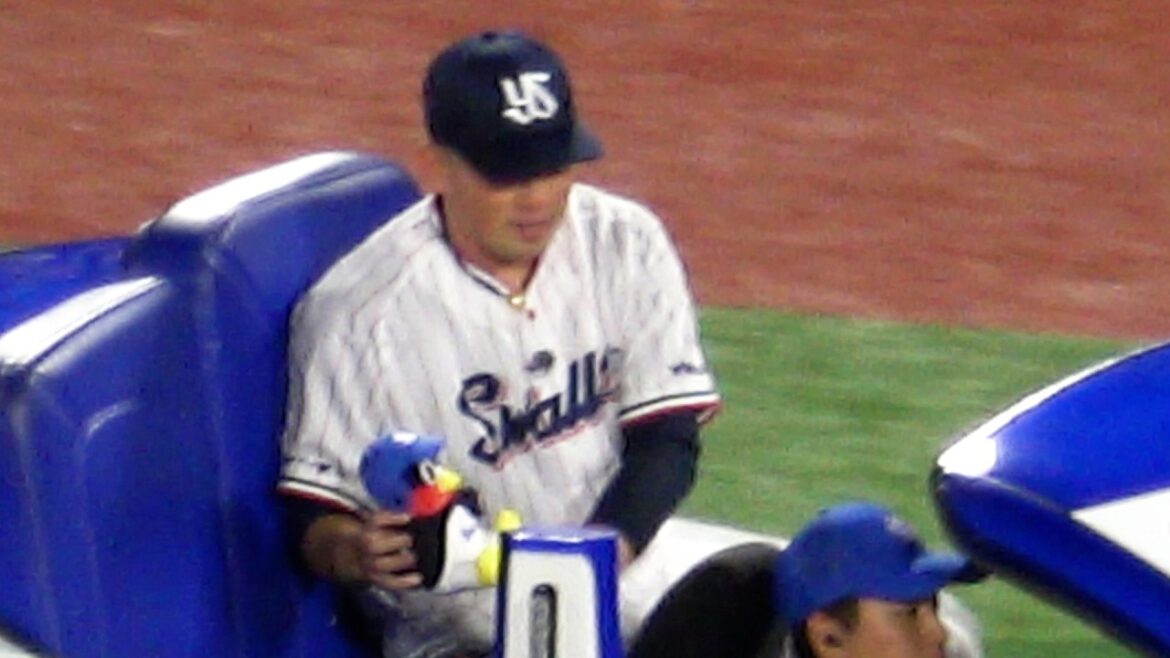 【オールスター2025】第2戦 オールスターヤクルト唯一の戦士・大西広樹 と共につば九郎もマウンドへ‼ 坂本誠志郎がベンチへ向かい入れる 現地映像