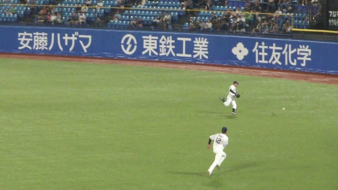 広島 二俣翔一 ツーベースヒット　ヤクルト vs 広島　2025年7月21日(月)　神宮球場