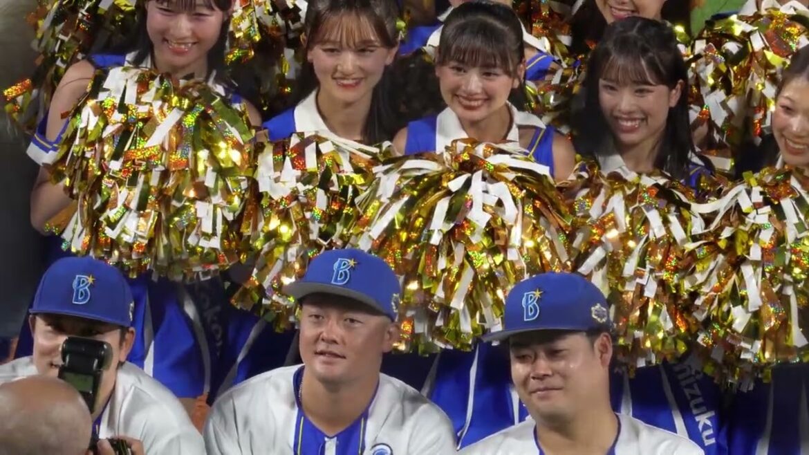 【ありがとう】横浜DeNAベイスターズ、オールスター終演後に出場者全員で記念写真！(2025.7.24/横浜スタジアム）