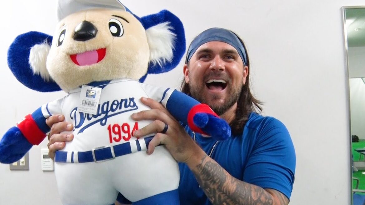 Chunichi-Dragons: 【2025年7月31日 #一緒にどらほー 】来日初一軍試合でスタンド熱狂の本塁打 #チェイビス 選手と歓喜の共有🎉 #Dragons_Inside 【2025年7月31日 #一緒にどらほー 】来日初一軍試合でスタンド熱狂の本塁打 #チェイビス 選手と歓喜の共有🎉 #Dragons_Inside