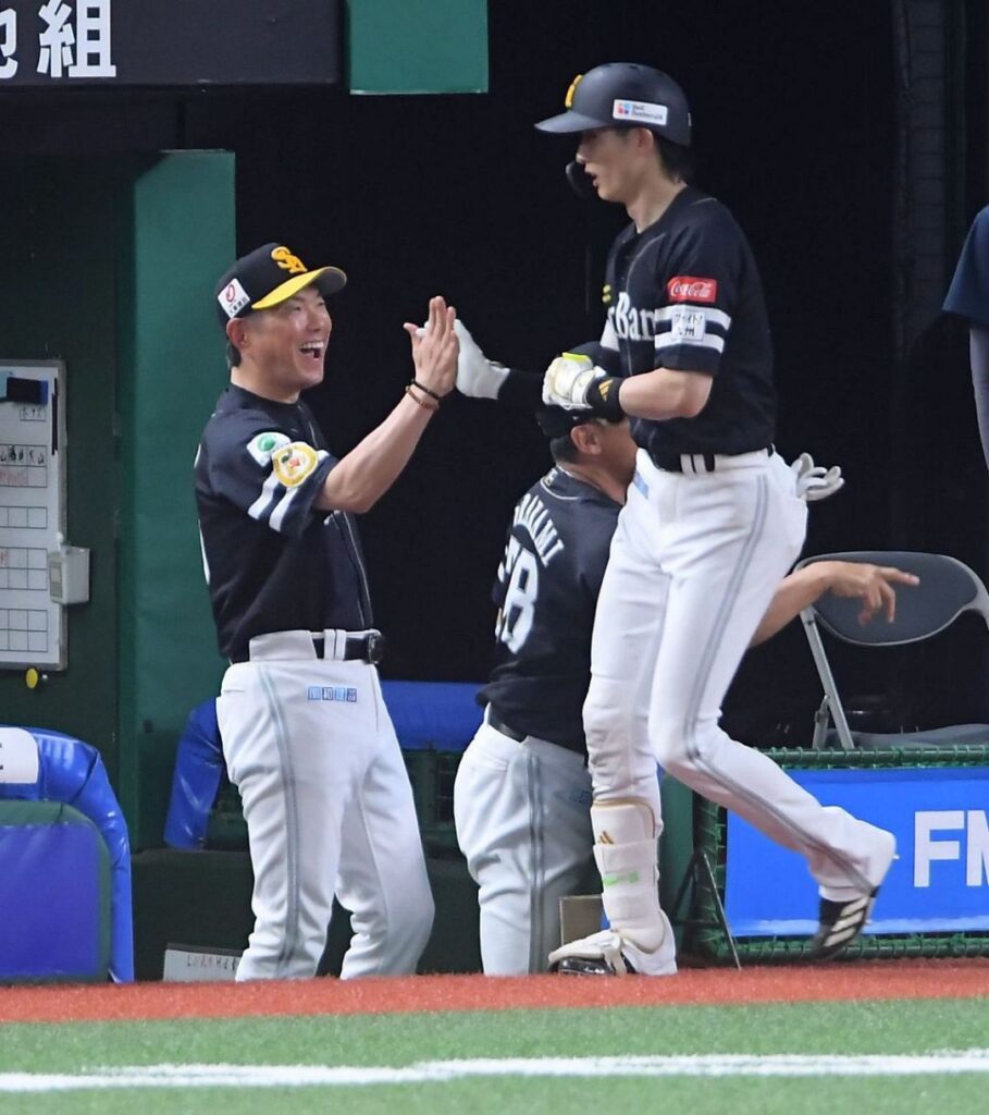 「向こうは負けないので、こっちも負けないように」ソフトバンク小久保監督、首位ターン消滅も5連勝で日本ハムに2ゲーム差ピタリ追走：「おっ！」でつながる地元密着のスポーツ応援メディア 西スポWEB OTTO! - 西スポWEB OTTO!