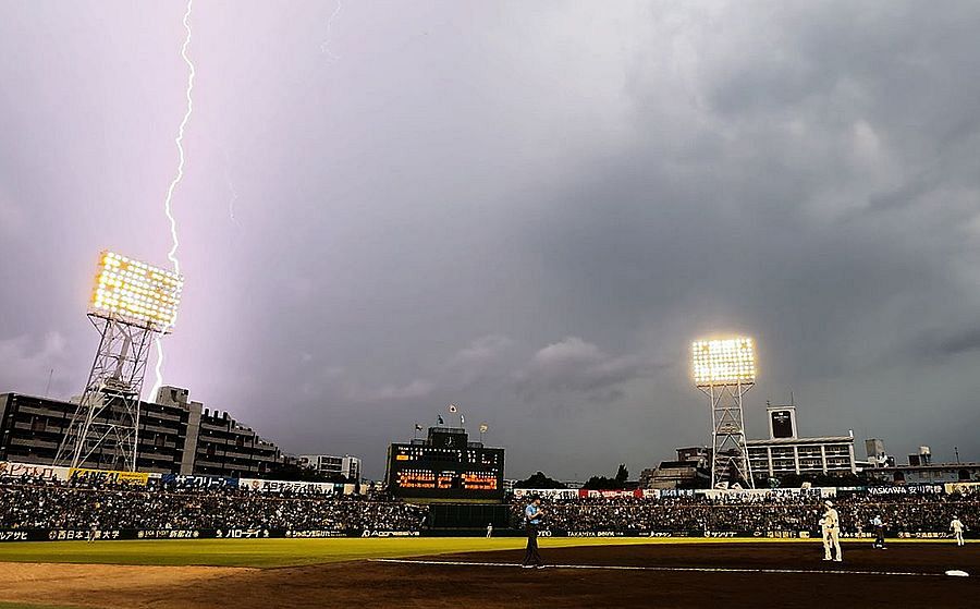ソフトバンク―ロッテは雨天コールド 6回にロッテ一挙4得点勝ち越しも幻に – 西スポWEB OTTO! ソフトバンク―ロッテは雨天コールド 6回にロッテ一挙4得点勝ち越しも幻に - 西スポWEB OTTO!