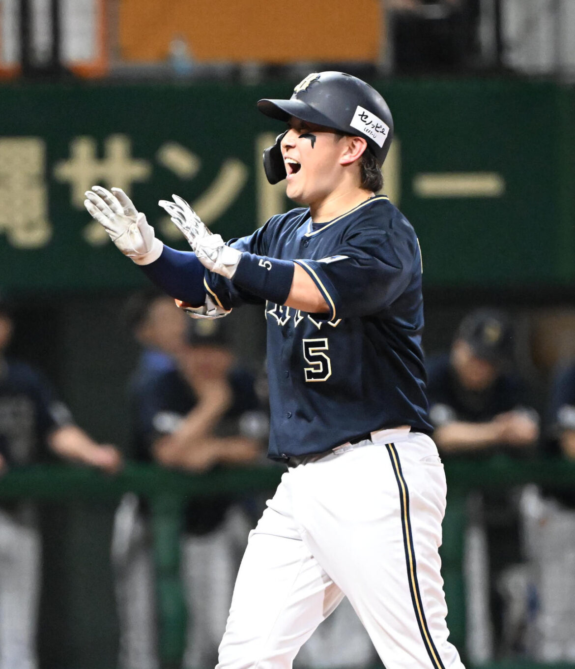 【オリックス】西川、大城が負傷交代も3季ぶり5番の西野真弘が決勝ソロ 首位日本ハムに1・5差(日刊スポーツ) – Yahoo!ニュース – Yahoo!ニュース 【オリックス】西川、大城が負傷交代も3季ぶり5番の西野真弘が決勝ソロ 首位日本ハムに1・5差(日刊スポーツ) - Yahoo!ニュース - Yahoo!ニュース