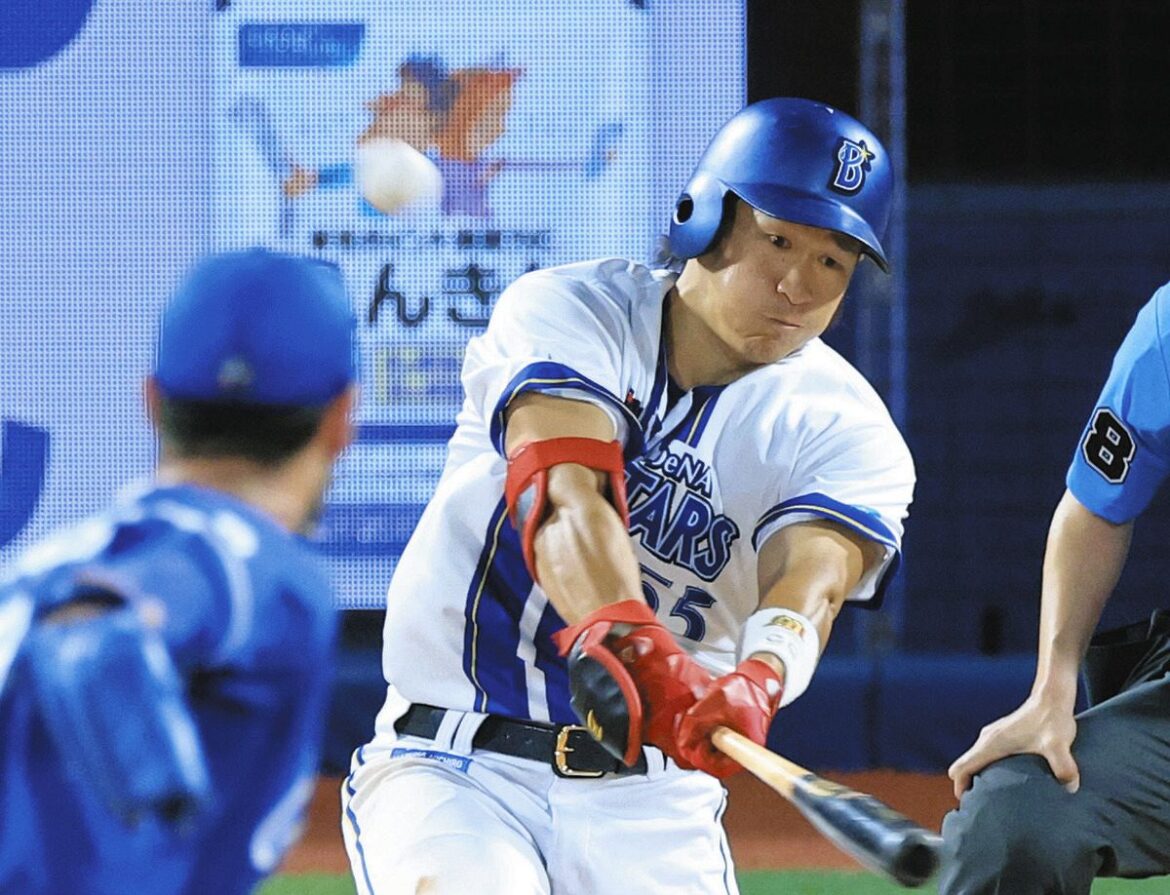 DeNA・井上絢登、「強く当てる」決意が生んだ2試合連続弾 泳ぎ気味での一発に三浦監督「よく食らい付いた」（中日スポーツ） - Yahoo!ニュース - Yahoo!ニュース