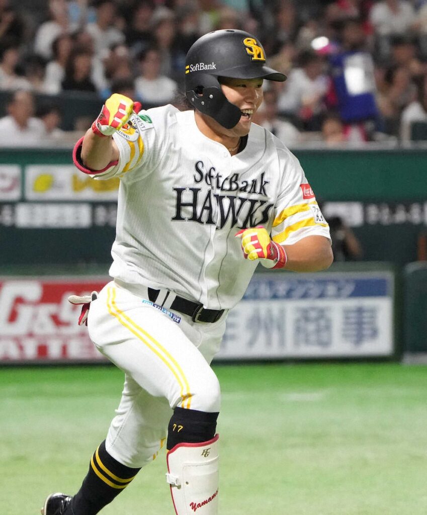 “和製ペタジーニ”ソフトバンクの山本がプロ初安打から猛打賞「一番、うれしいヒット」（スポニチアネックス） - Yahoo!ニュース - Yahoo!ニュース
