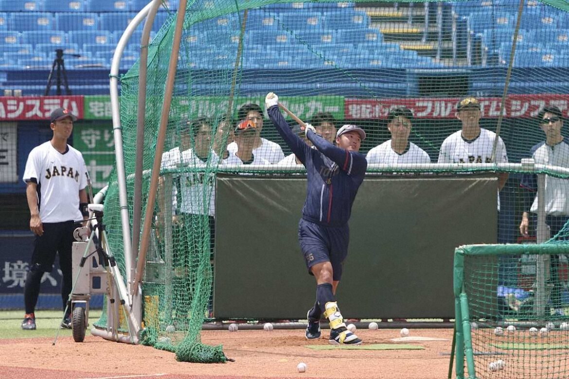 ヤクルト村上宗隆 来週からのイースタン復帰へ意欲満々 大学Jナインに見守られながらフリー打撃を披露（スポニチアネックス） - Yahoo!ニュース - Yahoo!ニュース