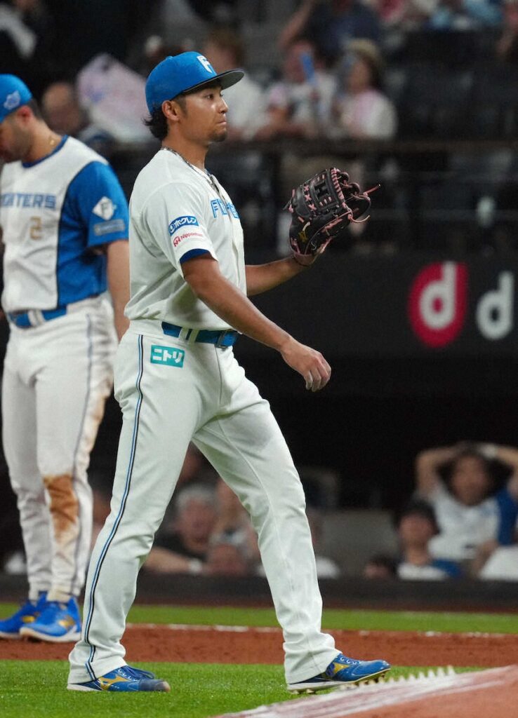 プロ野球で体調不良者続出 連日の猛暑影響?日本ハム・伊藤「プチ熱中」5回で降板 西武は2選手ベンチ外(スポニチアネックス) – Yahoo!ニュース – Yahoo!ニュース プロ野球で体調不良者続出 連日の猛暑影響?日本ハム・伊藤「プチ熱中」5回で降板 西武は2選手ベンチ外(スポニチアネックス) - Yahoo!ニュース - Yahoo!ニュース