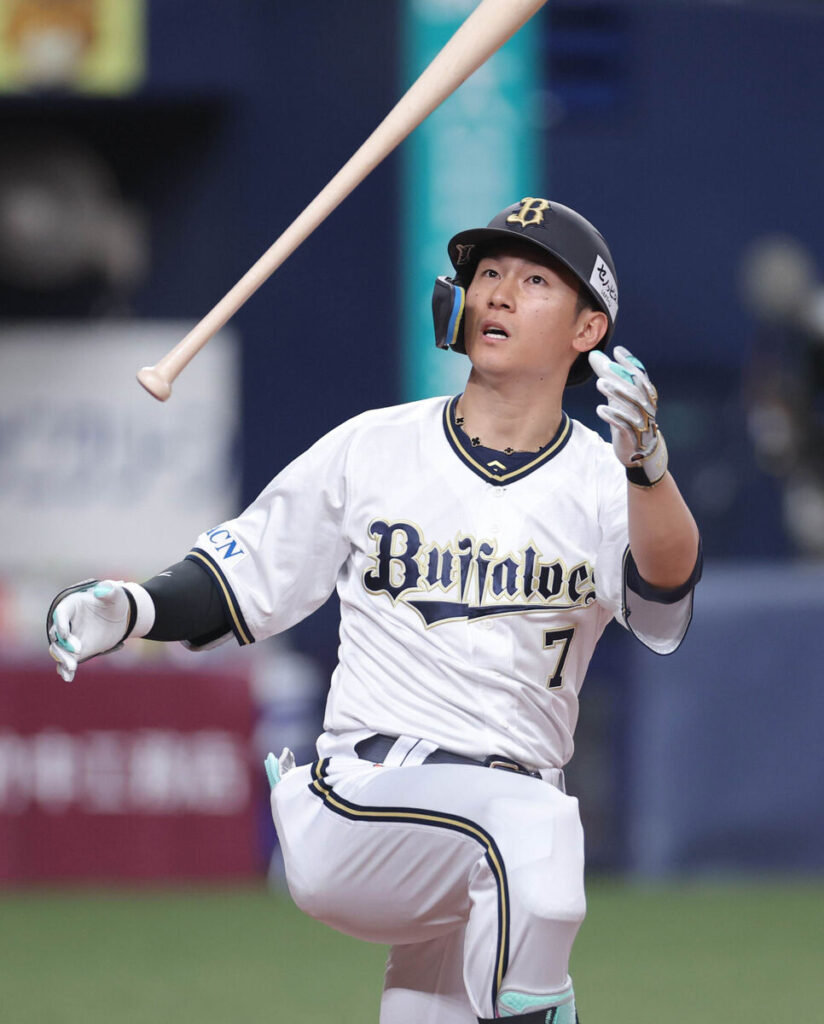 オリックス・西川龍馬