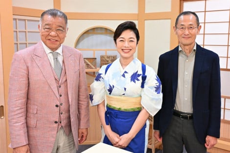 5日放送『おしゃべり小料理ゆみこ』に出演する（左から）掛布雅之、有働由美子、山中伸弥（C）MBS 