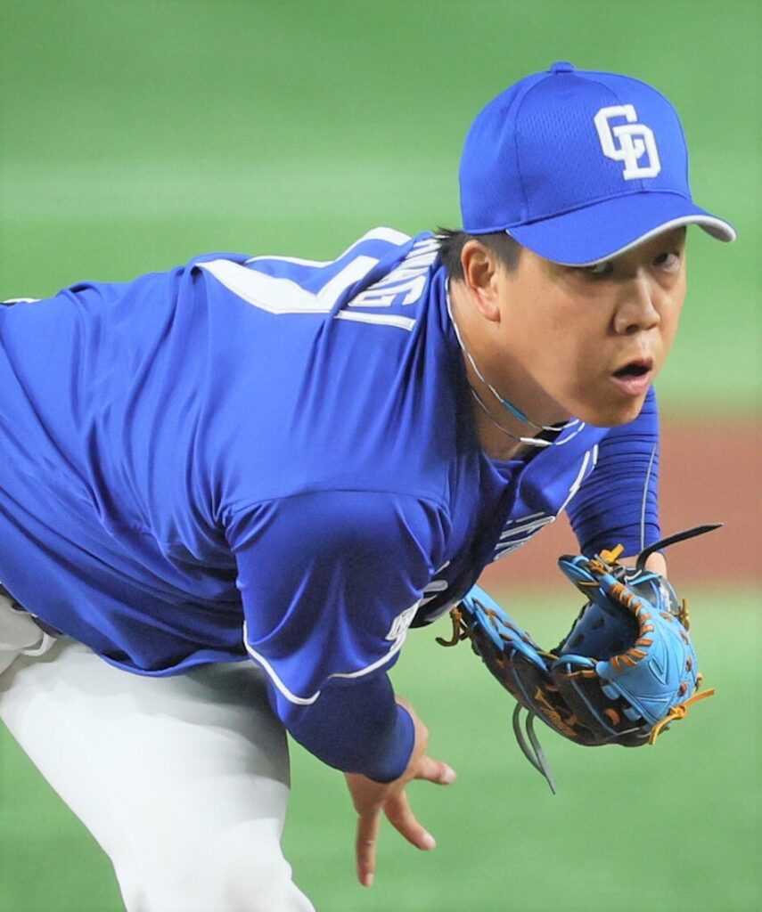 中日 オリックスに逆転勝ち 40勝到達 柳が7回3安打1失点の好投 代打・福元が8回に逆転2号2ラン 根尾は3連続四球も無失点 【2軍】(TBS NEWS DIG Powered by JNN) 中日 オリックスに逆転勝ち 40勝到達 柳が7回3安打1失点の好投 代打・福元が8回に逆転2号2ラン 根尾は3連続四球も無失点 【2軍】(TBS NEWS DIG Powered by JNN)