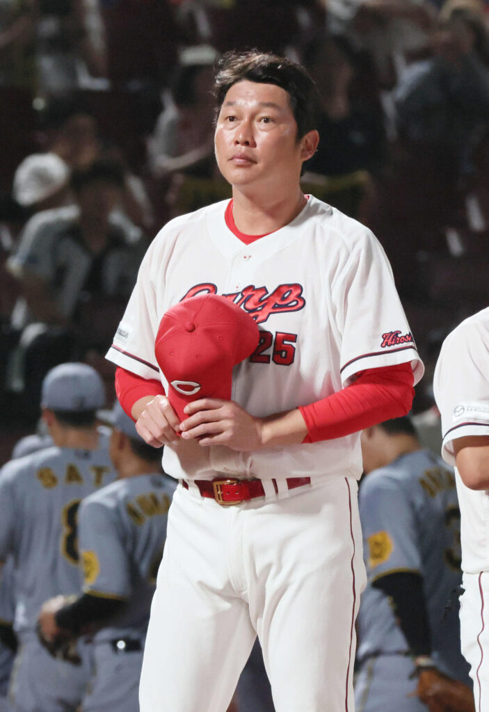 【広島】新井監督、６回エンドランに空振りの中村奨成に「何とかしてほしいところ」／一問一答（日刊スポーツ） - Yahoo!ニュース - Yahoo!ニュース