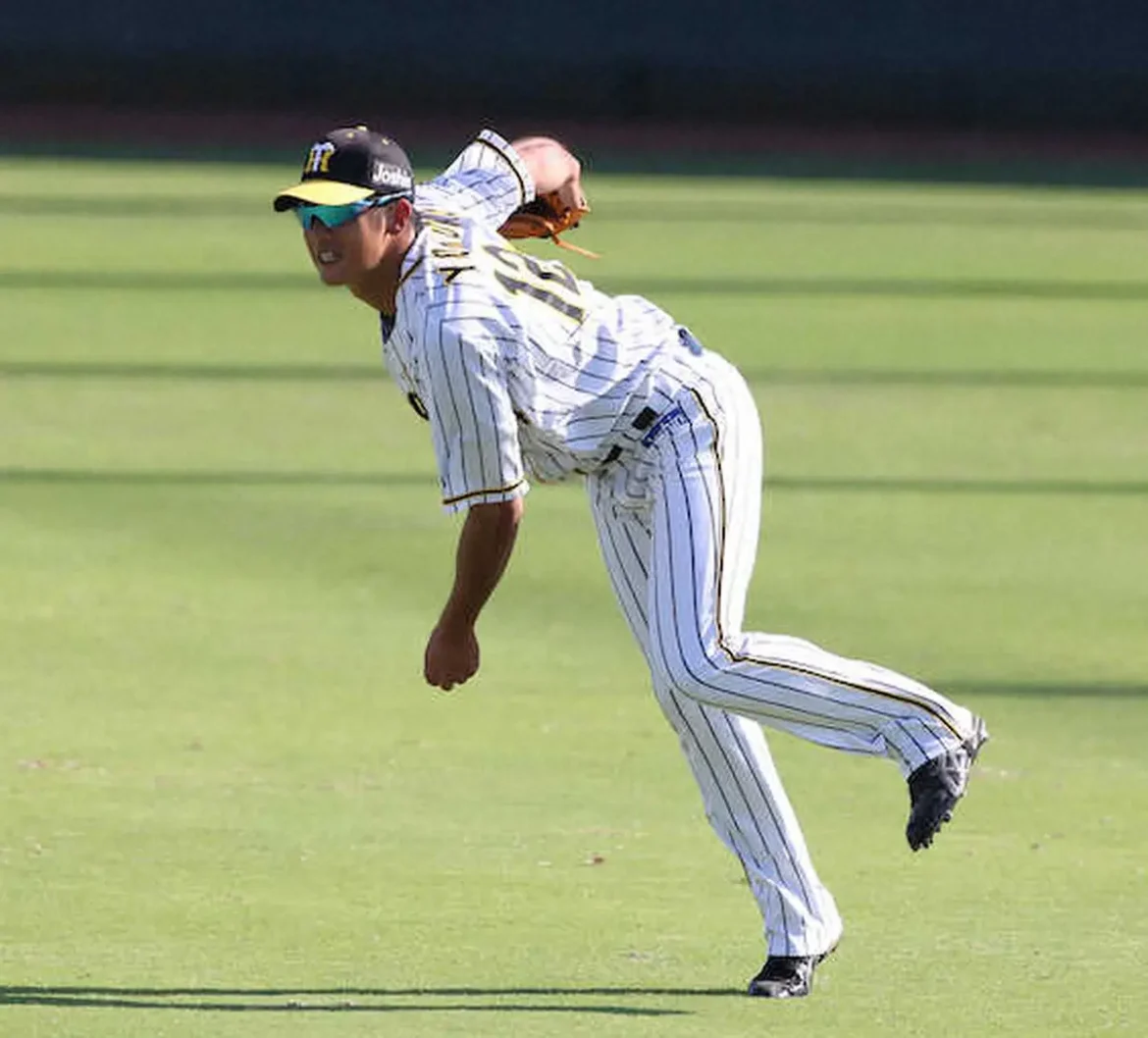 DeNAの藤浪晋太郎　横田慎太郎さんとの“競争”写真を投稿「今日は横田に想いを馳せる日」 - スポニチ Sponichi Annex 野球