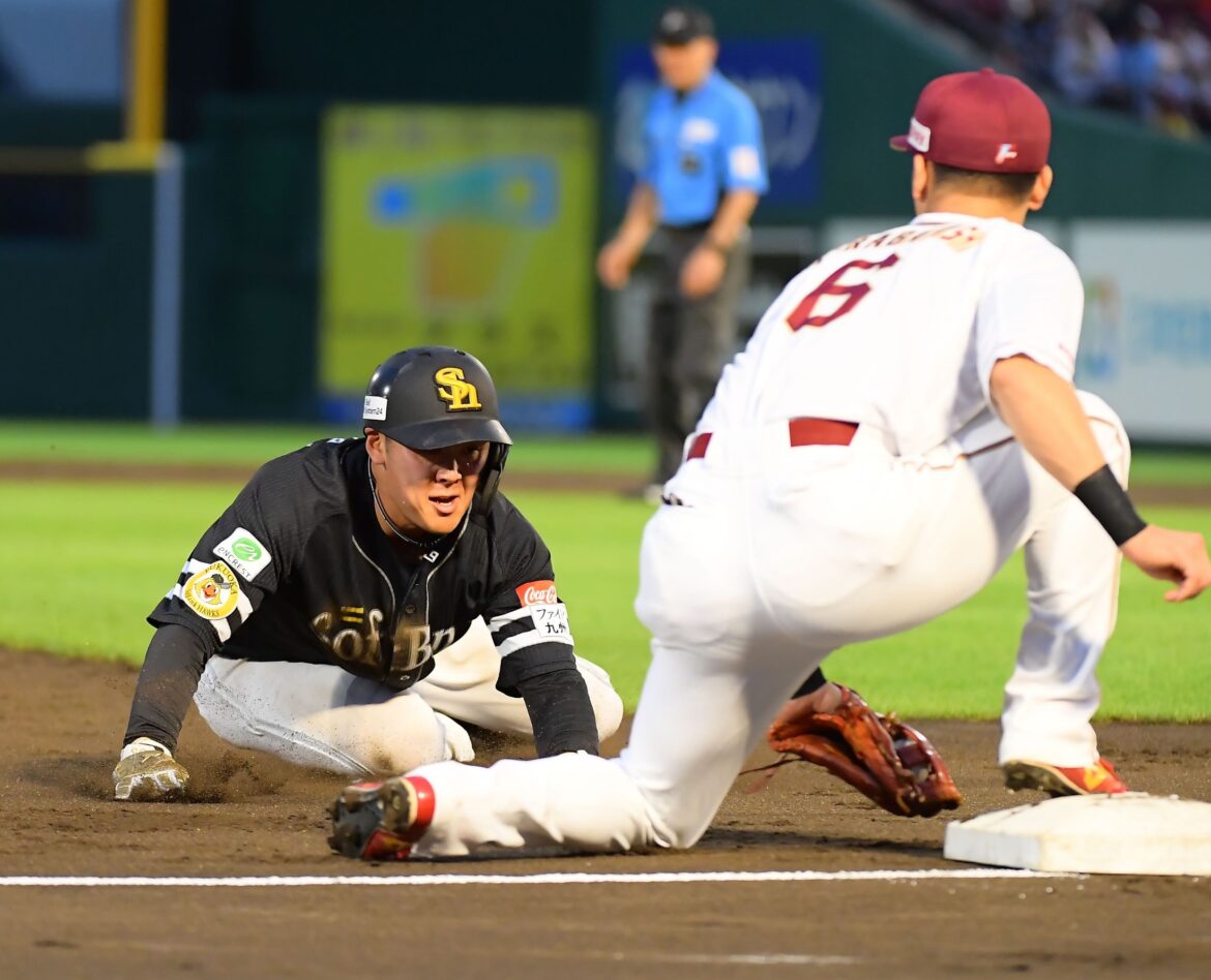 「セカンドにいるよりサードにいる方が…」 ソフトバンク石塚綜一郎、ボーンヘッドに意気消沈「同じミスをしないようにします」（西スポWEB OTTO！） - Yahoo!ニュース - Yahoo!ニュース