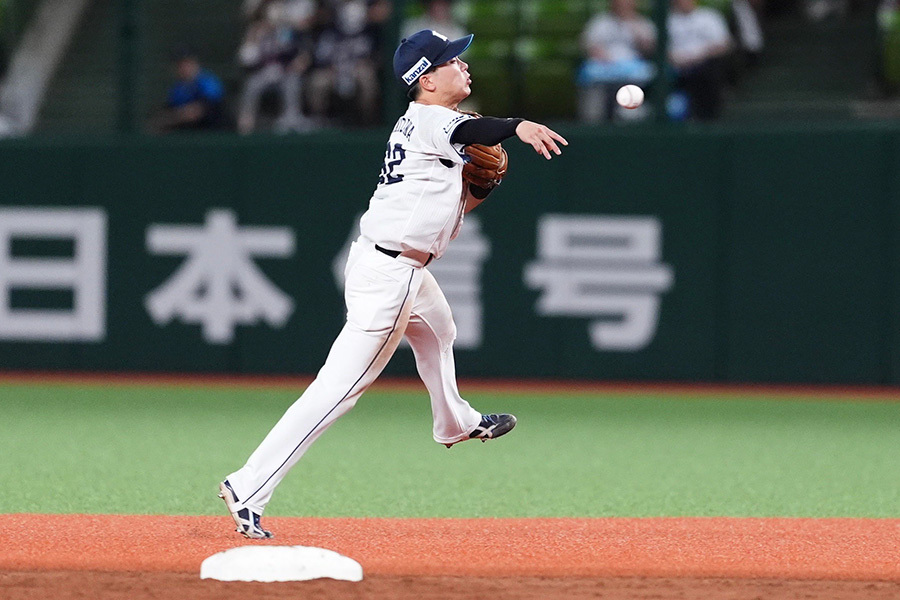 突如出現→“忍者守備”に「メジャーリーガーやん」 爆速スローにファン脱帽「うますぎる」(Full-Count) – Yahoo!ニュース – Yahoo!ニュース 突如出現→“忍者守備”に「メジャーリーガーやん」 爆速スローにファン脱帽「うますぎる」(Full-Count) - Yahoo!ニュース - Yahoo!ニュース