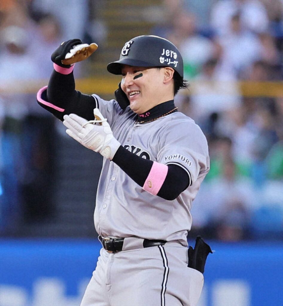 巨人が3試合連続で序盤に先制！ 36歳の1番・丸佳浩がフェンス直撃の適時二塁打 4日ぶり一戦で（スポニチアネックス） - Yahoo!ニュース - Yahoo!ニュース