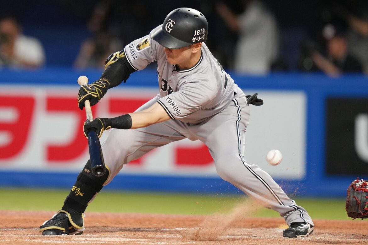 巨人・泉口友汰のバント失敗に「5番でしょ」“懲罰交代”に疑問の声 意気消沈する26歳を慰めるベテランに「優しすぎ」(CoCoKARAnext) – Yahoo!ニュース – Yahoo!ニュース 巨人・泉口友汰のバント失敗に「5番でしょ」“懲罰交代”に疑問の声 意気消沈する26歳を慰めるベテランに「優しすぎ」(CoCoKARAnext) - Yahoo!ニュース - Yahoo!ニュース