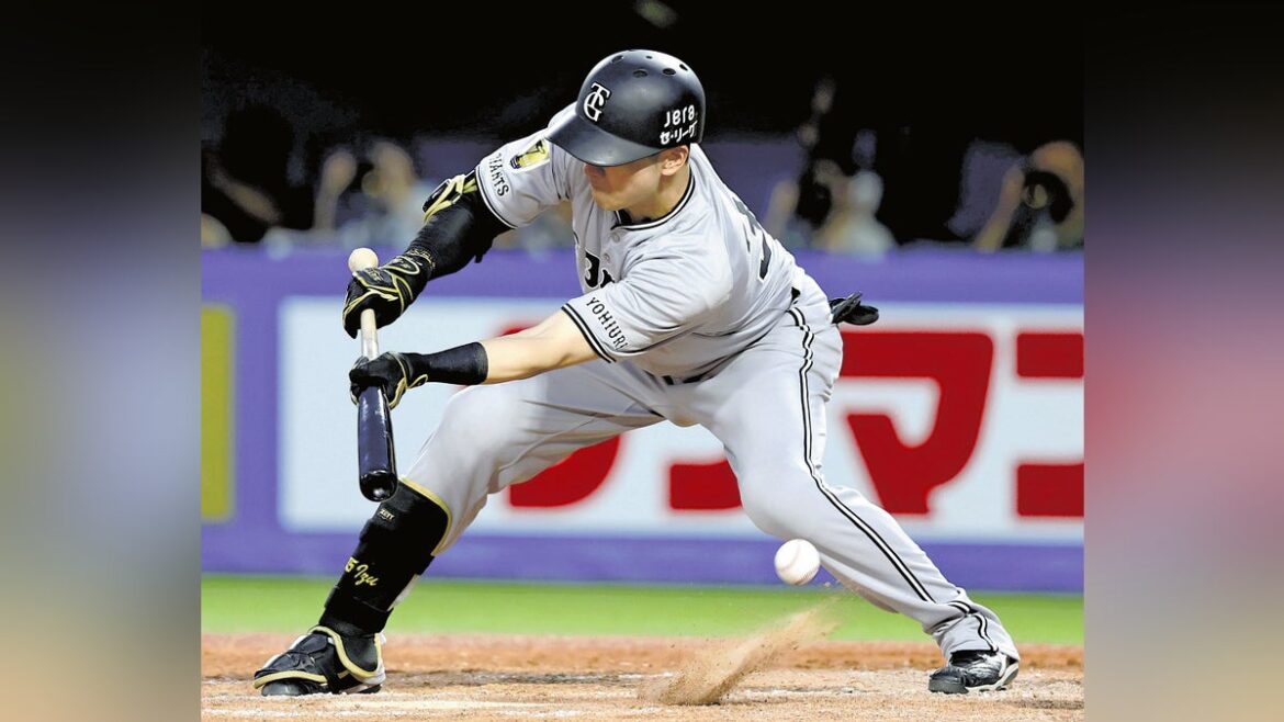 巨人の泉口友汰「僕のせいで負けた」…好機に３球三振・送りバント失敗、「流れ」を阿部慎之助監督「あげてしまった」 - 読売新聞オンライン