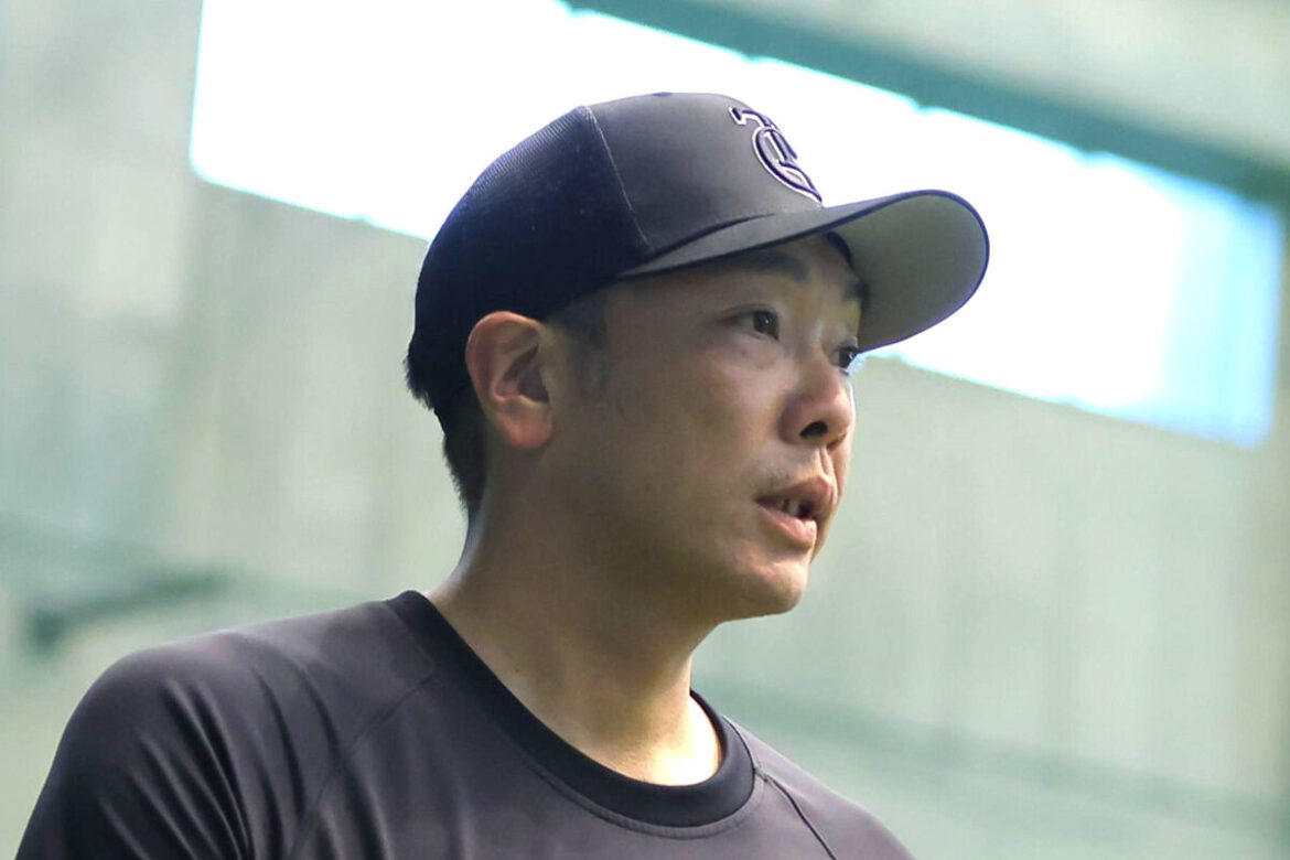 【巨人】阿部監督が阪神ナインに囲まれる 和やかに談笑する場面も（スポーツ報知） - Yahoo!ニュース - Yahoo!ニュース