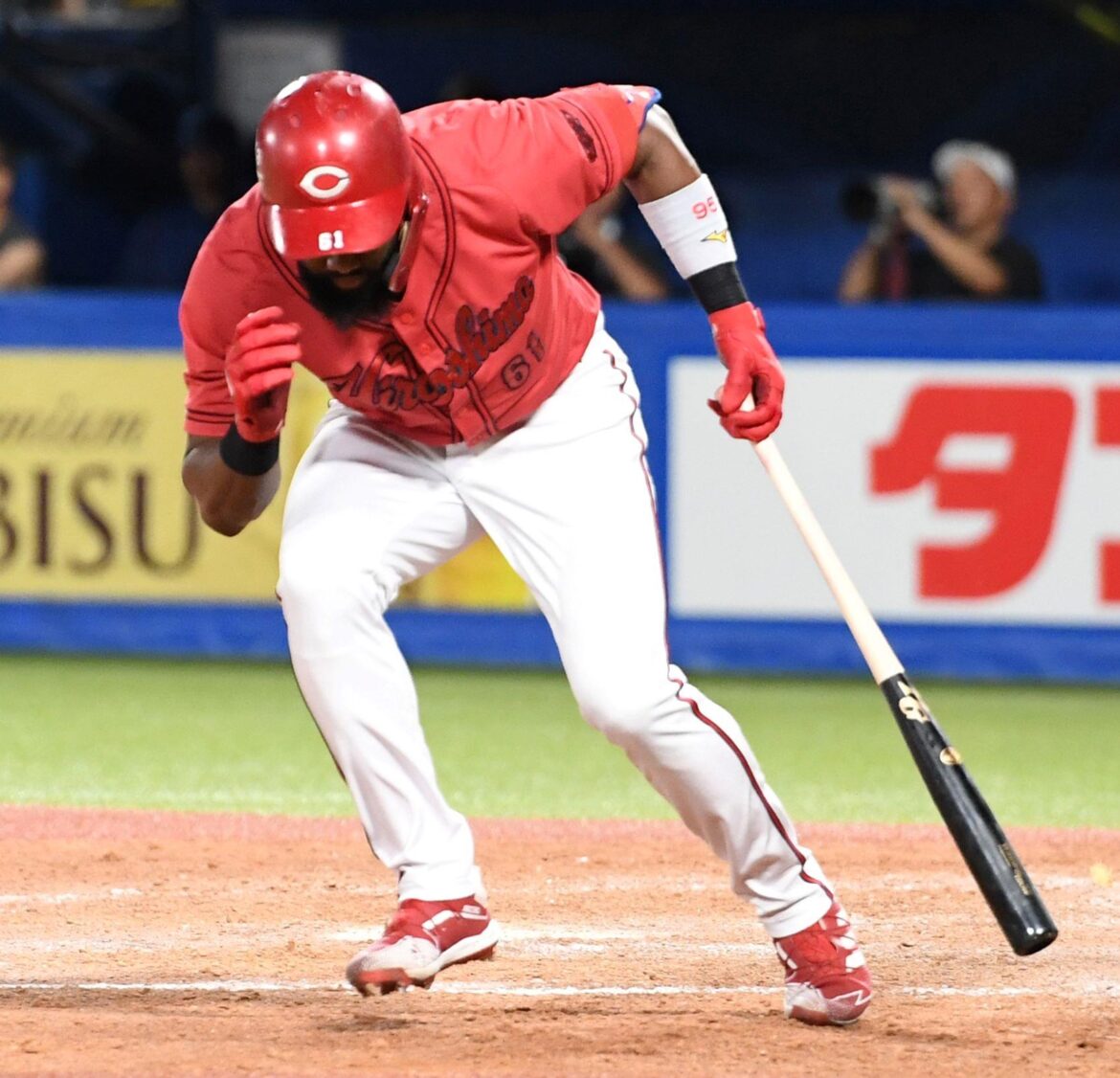 広島・ファビアンがヒヤリ 頭部に死球受けるも大事に至らずプレー続行 チームは20戦ぶり5得点(デイリースポーツ) – Yahoo!ニュース – Yahoo!ニュース 広島・ファビアンがヒヤリ 頭部に死球受けるも大事に至らずプレー続行 チームは20戦ぶり5得点(デイリースポーツ) - Yahoo!ニュース - Yahoo!ニュース