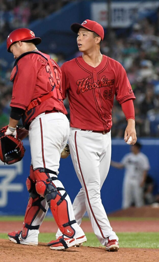 広島・新井監督 怒りにじむ自力V消滅敗戦 玉村背信6失点「もう本人に聞いて」 坂倉は怠慢走塁で懲罰交代「1回や2回ではない」(デイリースポーツ) – Yahoo!ニュース – Yahoo!ニュース 広島・新井監督 怒りにじむ自力V消滅敗戦 玉村背信6失点「もう本人に聞いて」 坂倉は怠慢走塁で懲罰交代「1回や2回ではない」(デイリースポーツ) - Yahoo!ニュース - Yahoo!ニュース