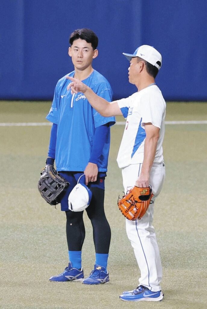 試合前、早出特守する中日・尾田剛樹に…ネット「泣きそうになった」「マジで頑張って英智さんになって」励ましの声 前日に痛恨の後逸（中日スポーツ） - Yahoo!ニュース - Yahoo!ニュース
