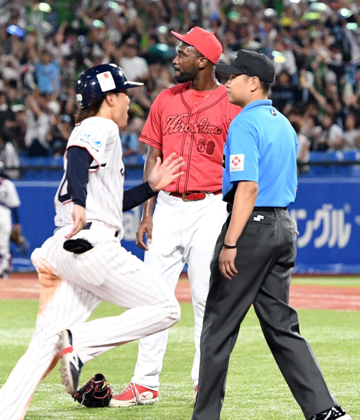 広島 痛恨の逆転サヨナラ負け、リプレー検証で判定が覆り逆転サヨナラ本塁打に ハーンが九回2点リード守れず 3連敗で前半戦ターン(デイリースポーツ) – Yahoo!ニュース – Yahoo!ニュース 広島 痛恨の逆転サヨナラ負け、リプレー検証で判定が覆り逆転サヨナラ本塁打に ハーンが九回2点リード守れず 3連敗で前半戦ターン(デイリースポーツ) - Yahoo!ニュース - Yahoo!ニュース