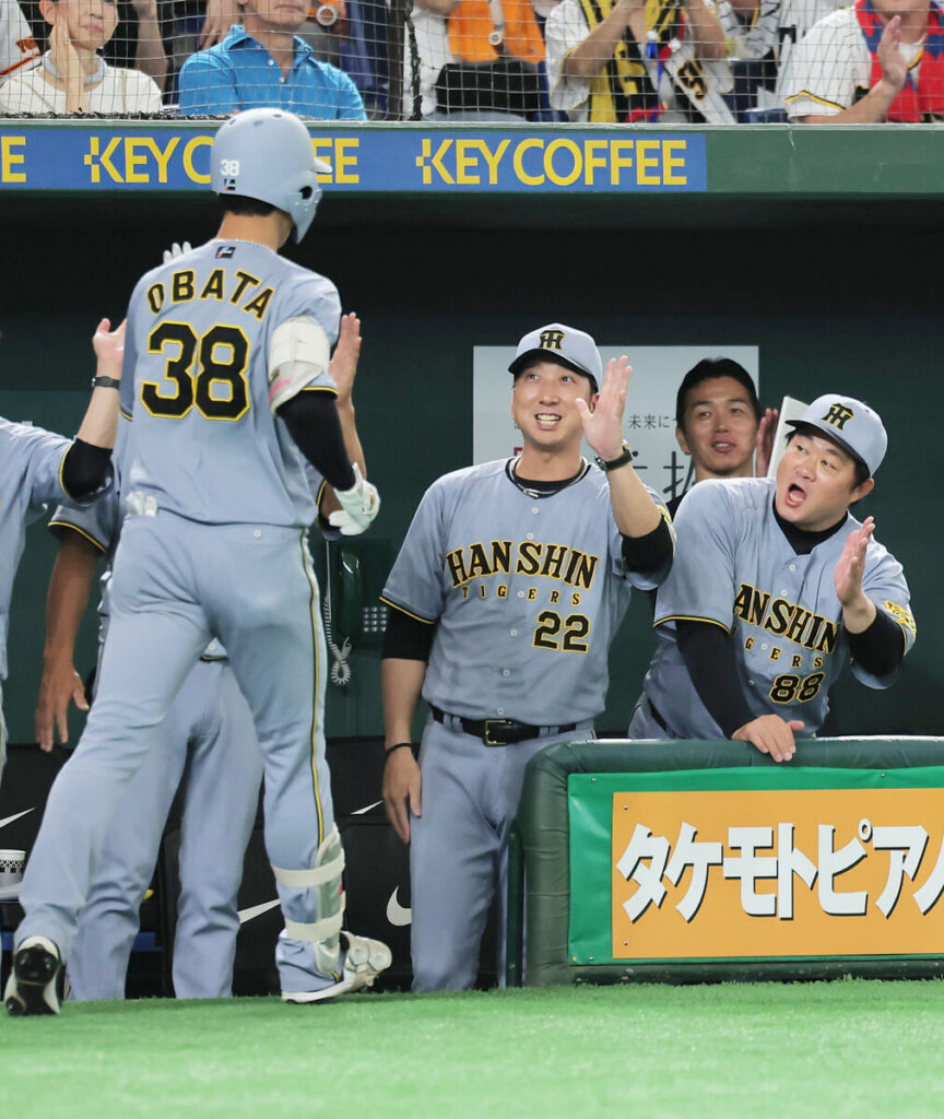 【阪神】藤川球児監督、首位独走の前半戦総括「負けるたびに強くなるチャンス。勝つたびに冷静に」（スポーツ報知） - Yahoo!ニュース - Yahoo!ニュース