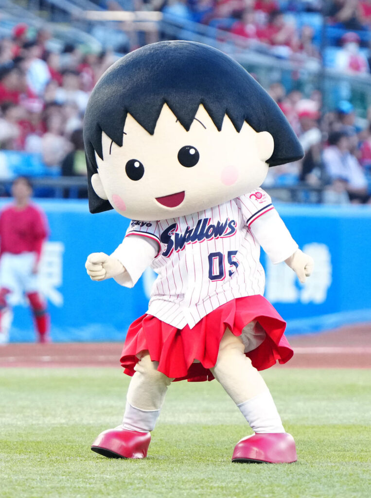 【ヤクルト】「ちびまる子ちゃん」まる子が始球式、バウンド投球も大喜び スタメンアナウンスも披露（日刊スポーツ） - Yahoo!ニュース - Yahoo!ニュース
