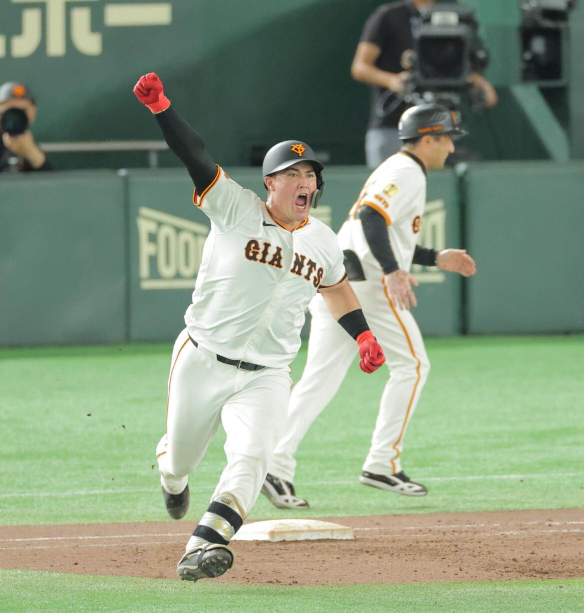 「宝クジが当たれば」リチャード同点3号3ランで5点差を逆転してサヨナラ勝利した巨人のポテンシャルと伊原のスペシャル救援起用が裏目に出た阪神の“余裕”という名の危険な隙(RONSPO) – Yahoo!ニュース – Yahoo!ニュース 「宝クジが当たれば」リチャード同点3号3ランで5点差を逆転してサヨナラ勝利した巨人のポテンシャルと伊原のスペシャル救援起用が裏目に出た阪神の“余裕”という名の危険な隙(RONSPO) - Yahoo!ニュース - Yahoo!ニュース