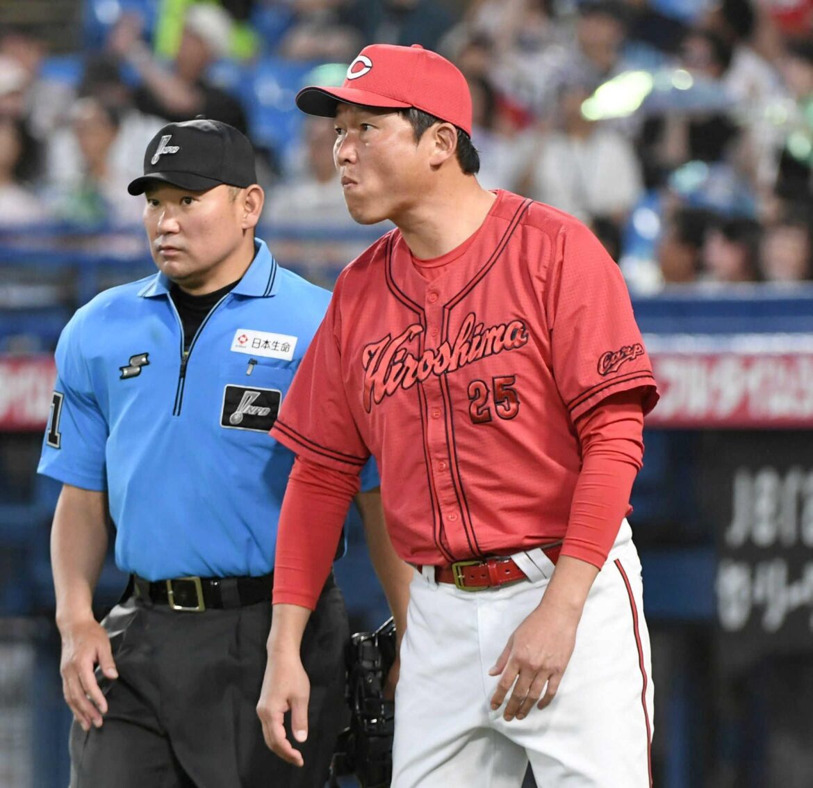 広島 新井監督はなぜ坂倉の懲罰交代を決断し翌日起用しなかったのか 見せていなかった一面(デイリースポーツ) – Yahoo!ニュース – Yahoo!ニュース 広島 新井監督はなぜ坂倉の懲罰交代を決断し翌日起用しなかったのか 見せていなかった一面(デイリースポーツ) - Yahoo!ニュース - Yahoo!ニュース