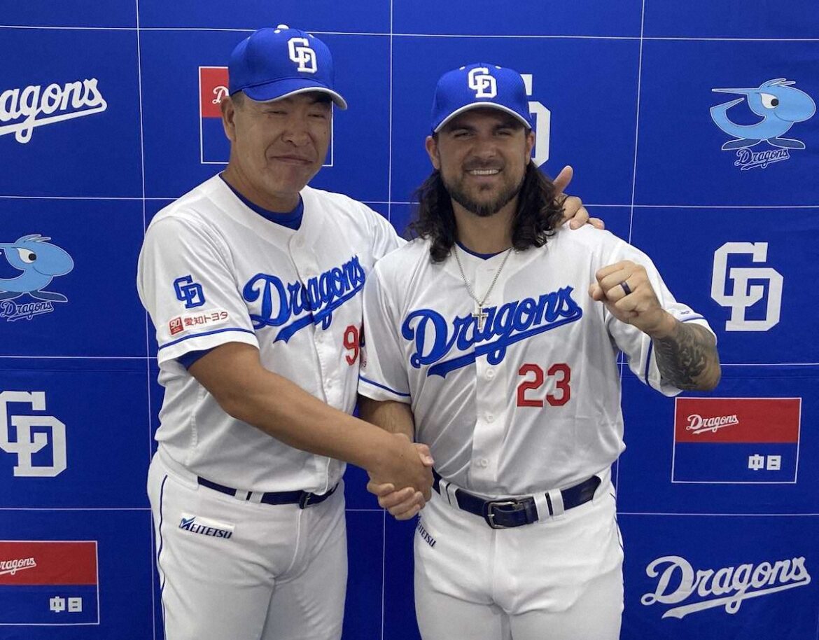 メジャー通算42発 中日の新外国人・チェイビスが入団会見「ワクワクしている。ハッピーだ」（スポニチアネックス） - Yahoo!ニュース - Yahoo!ニュース