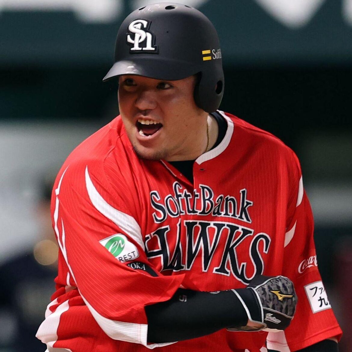 ソフトバンク山川穂高、二盗失敗の球宴に続く〝激走〟に「治療してもらいます」 114キロの巨体揺らして一塁から一気に本塁突入（西スポWEB OTTO！） - Yahoo!ニュース - Yahoo!ニュース