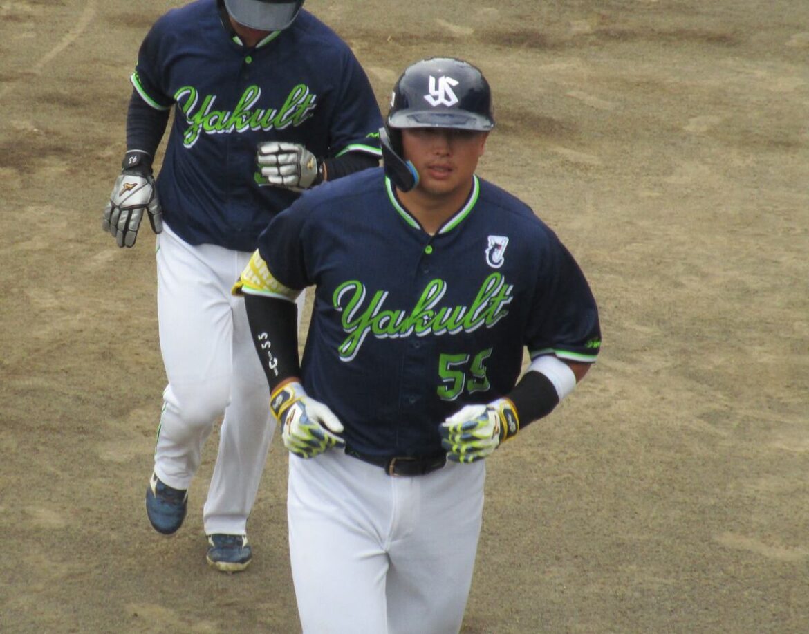 ヤクルト・村上宗隆、陸前高田に集まったファンの前で実戦復帰後初アーチ「少しでも喜んでいただけたらうれしい」（サンケイスポーツ） - Yahoo!ニュース - Yahoo!ニュース