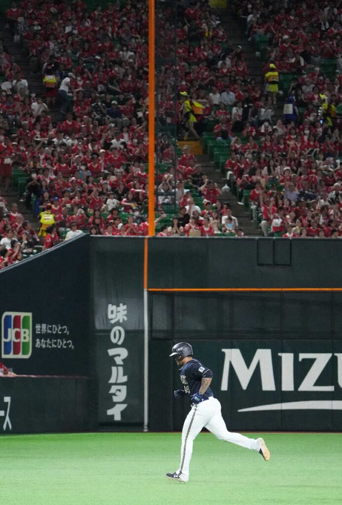 オリックス ディアスが“マルタイ”弾 左翼ポール直撃で棒ラーメン360袋ゲット「知らなかった」（スポニチアネックス） - Yahoo!ニュース - Yahoo!ニュース