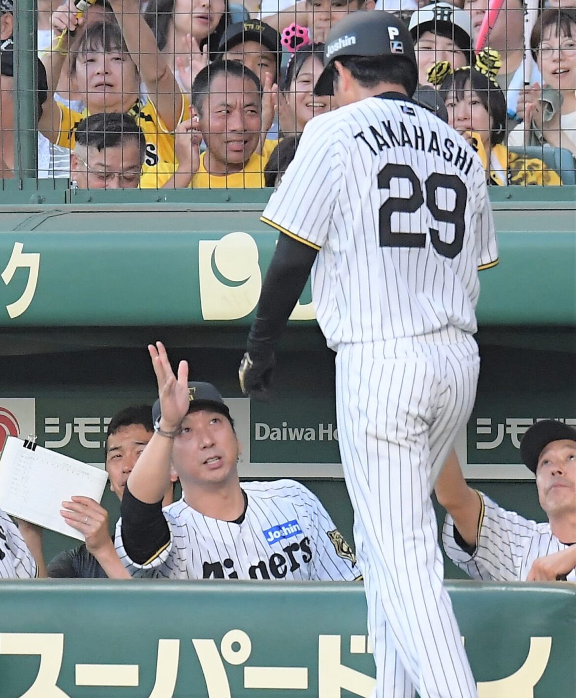 【阪神】3度目の正直 快勝の2連勝で最多貯金”20” 坂本が先制打 高橋の全力走が敵失を誘発＆6回途中1失点で今季初白星 大山が追撃打（TBS NEWS DIG Powered by JNN）