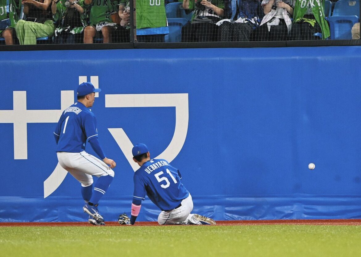 中日・上林誠知、「そっちを捕っていれば…」同点の4回に適時三塁打を許したプレーを悔やむ…完璧”レーザービーム”には「普通」と一言（中日スポーツ） - Yahoo!ニュース - Yahoo!ニュース