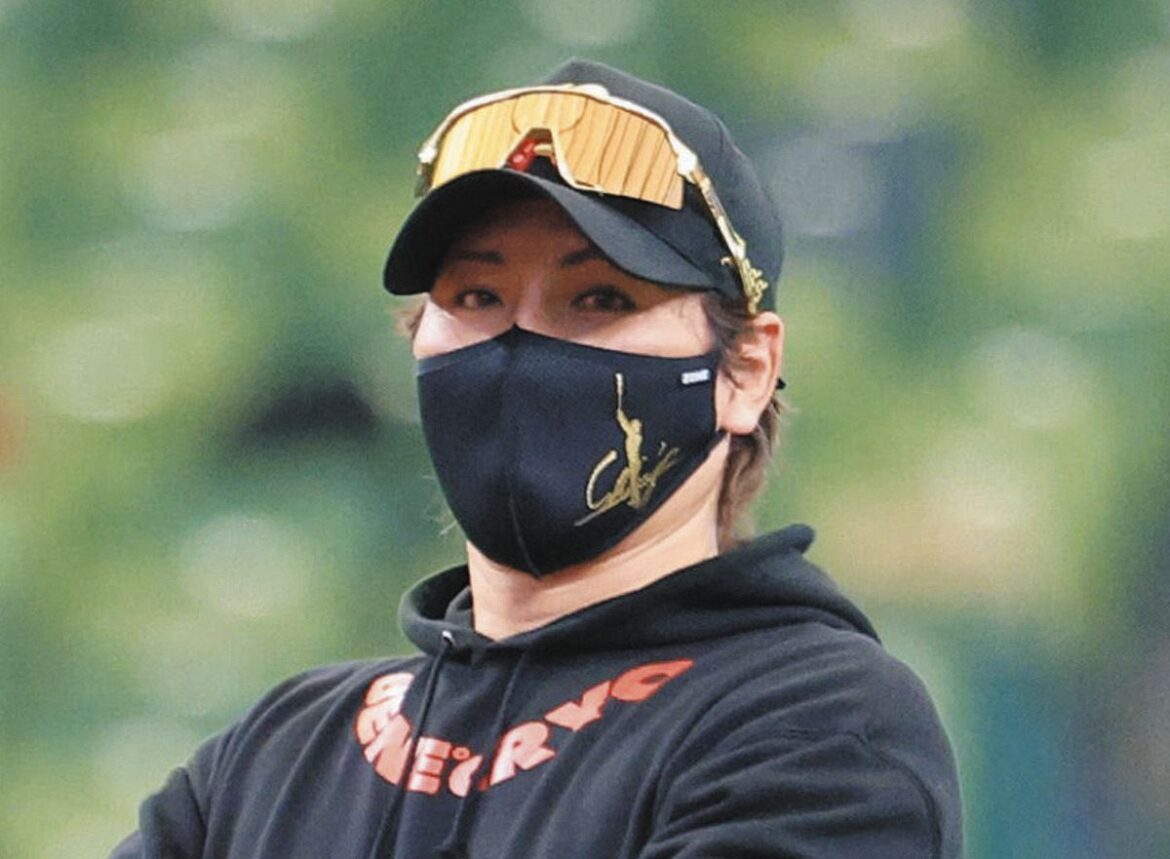 日本ハム・新庄監督、ロジンバッグ過剰使用で”もの申す”「手の甲につける意味は何⁉」「沢山付ける投手はポケットに入れて」(中日スポーツ) – Yahoo!ニュース – Yahoo!ニュース 日本ハム・新庄監督、ロジンバッグ過剰使用で”もの申す”「手の甲につける意味は何⁉」「沢山付ける投手はポケットに入れて」(中日スポーツ) - Yahoo!ニュース - Yahoo!ニュース