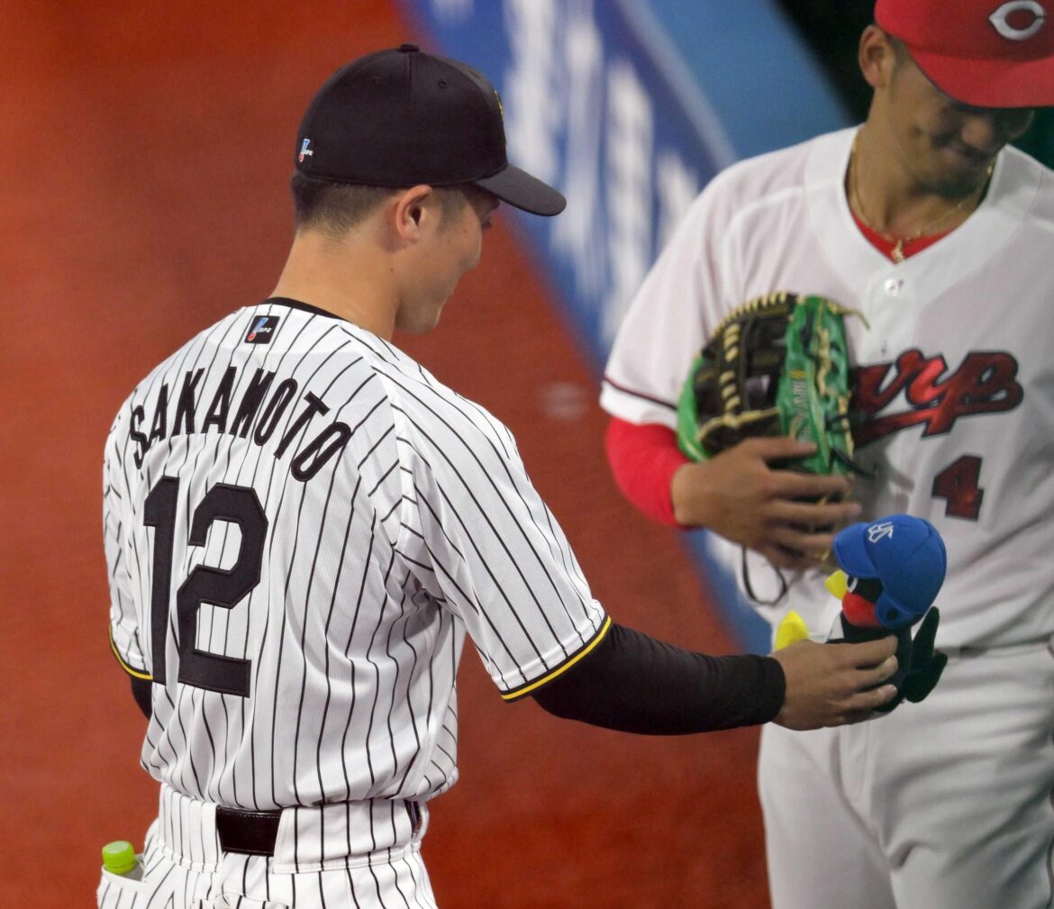 阪神・坂本がつば九郎をベンチに置いた理由 球宴第2戦目、SNS中心に話題沸騰(デイリースポーツ) – Yahoo!ニュース – Yahoo!ニュース 阪神・坂本がつば九郎をベンチに置いた理由 球宴第2戦目、SNS中心に話題沸騰(デイリースポーツ) - Yahoo!ニュース - Yahoo!ニュース