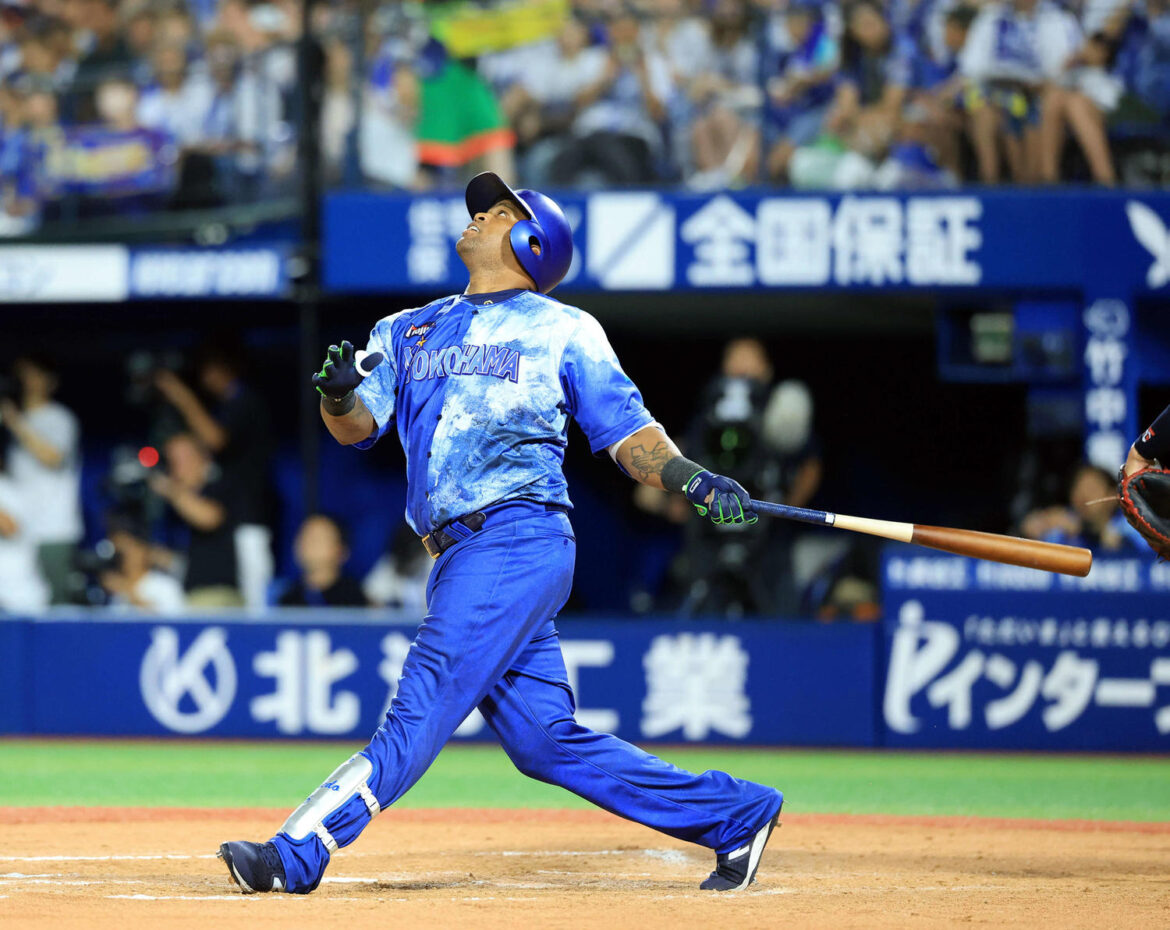 【DeNA】新加入ビシエドに大歓声「皆さんからの『ようこそ』伝わった」代打も投飛…次は頼むぞ（日刊スポーツ） - Yahoo!ニュース - Yahoo!ニュース